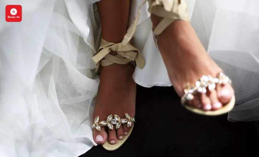 Avoid Wearing the Wrong Wedding Shoes for Your Dress
