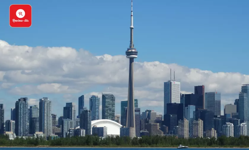 Toronto's CN Tower - Review-Itis