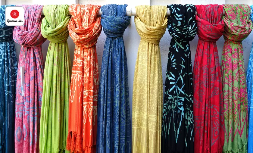 Fashionable Scarves: Versatile Accessories for All Seasons Review - itis