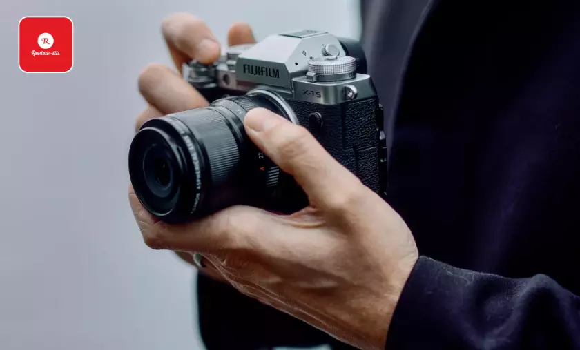 Fujifilm X-T5 By Review - itis